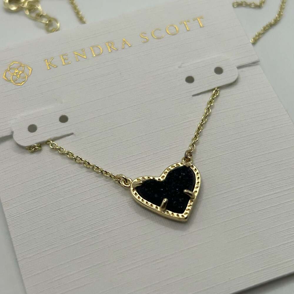 Dainty Gold Heart Pendant Necklace Black Stone 18k Plated Womens 16-18 Inch - Picture 3 of 7